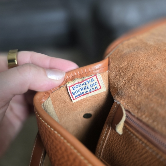 Vintage Dooney & Bourke Equestrian Bag - Picture 9 of 13